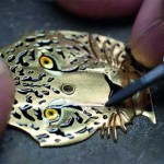 Швейцарские наручные часы с эксклюзивной гравировкой - золото - ручная гравюра