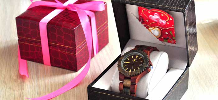 Как правильно выбрать часы в подарок