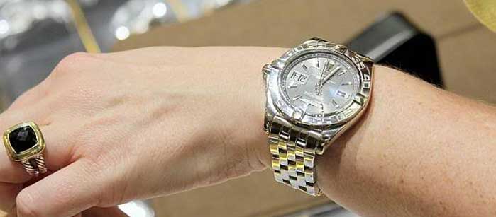 Красивые большие часы для женщин: к вопросу о пропорциях и вкусах